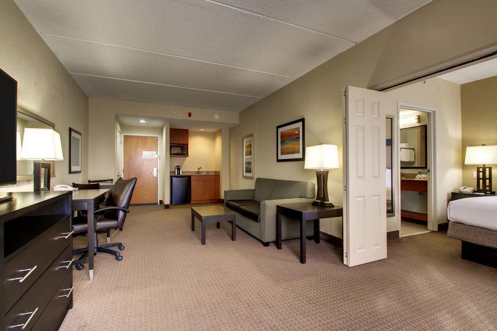 Holiday Inn Express & Suites Jacksonville South East - Medical Center Area By Ihg Ngoại thất bức ảnh
