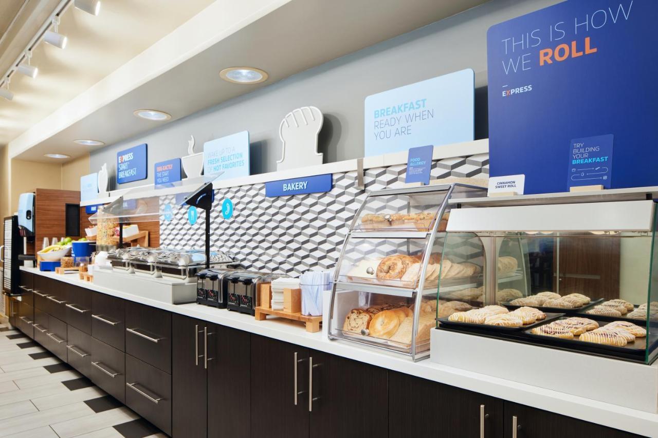 Holiday Inn Express & Suites Jacksonville South East - Medical Center Area By Ihg Ngoại thất bức ảnh