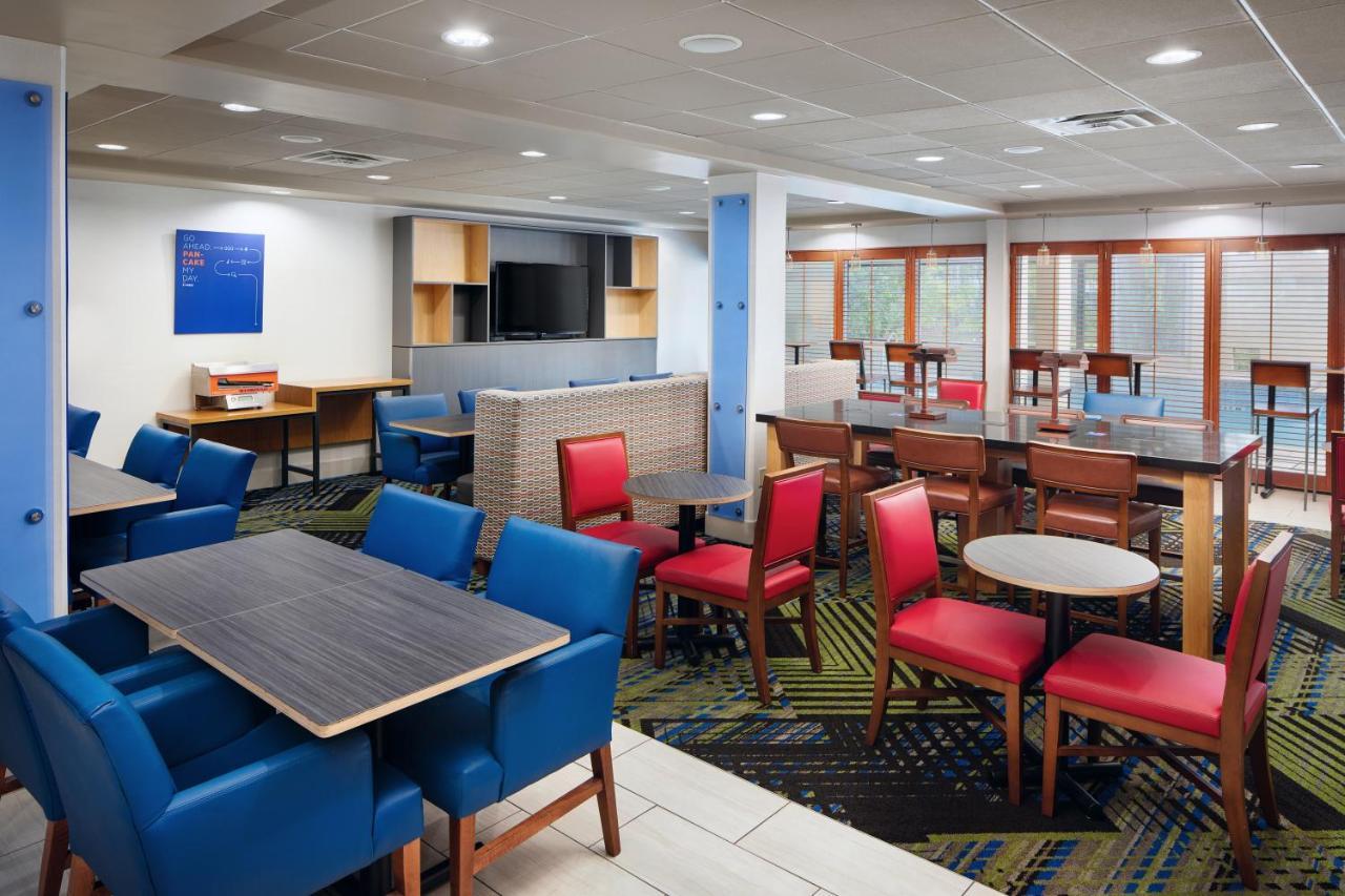 Holiday Inn Express & Suites Jacksonville South East - Medical Center Area By Ihg Ngoại thất bức ảnh