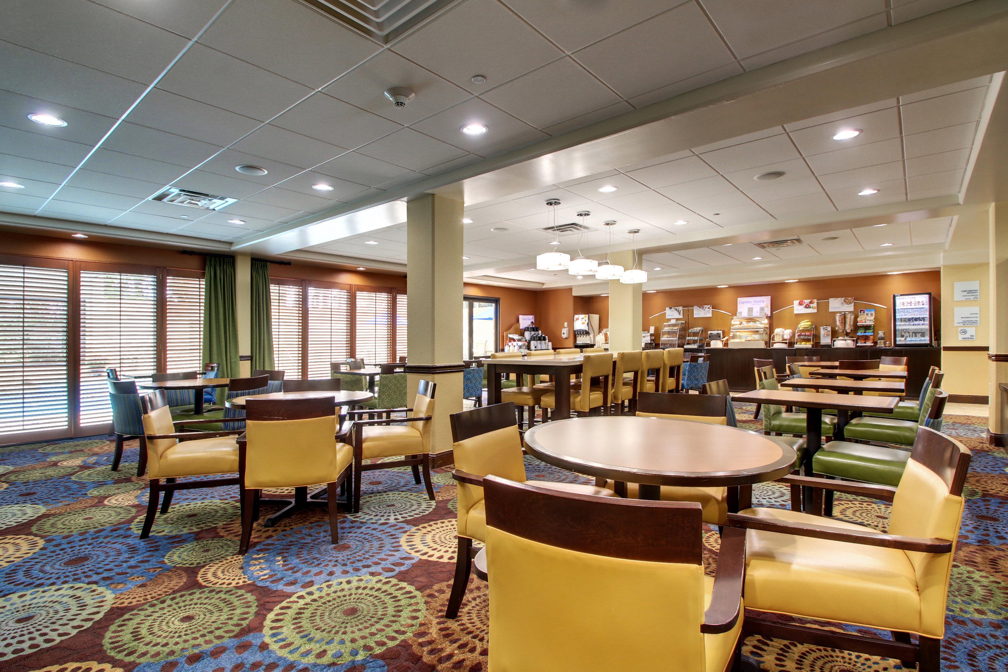 Holiday Inn Express & Suites Jacksonville South East - Medical Center Area By Ihg Ngoại thất bức ảnh